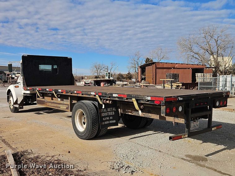 image for item EO7031 2003 Kenworth T300 flatbed truck