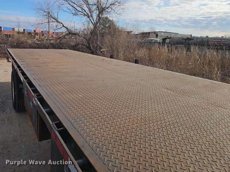 image for item EO7031 2003 Kenworth T300 flatbed truck