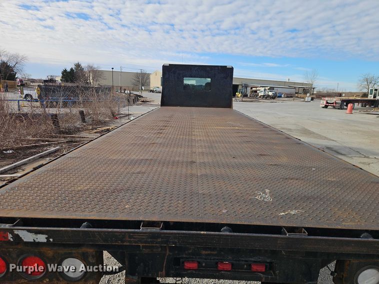 image for item EO7031 2003 Kenworth T300 flatbed truck