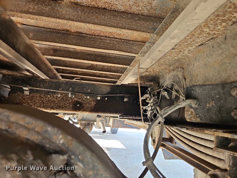 image for item EO7031 2003 Kenworth T300 flatbed truck