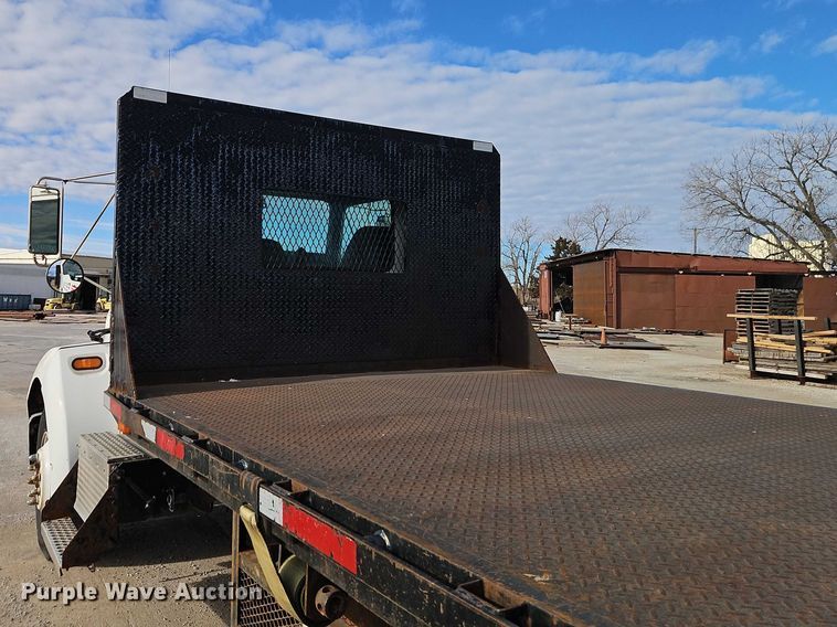 image for item EO7031 2003 Kenworth T300 flatbed truck