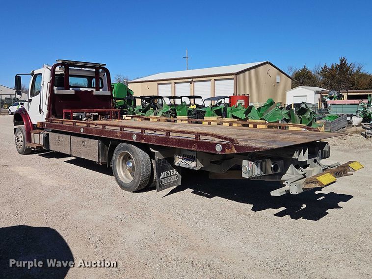 image for item EO7055 2017 Freightliner Business Class M2 rollback truck