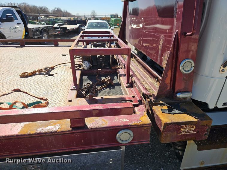 image for item EO7055 2017 Freightliner Business Class M2 rollback truck