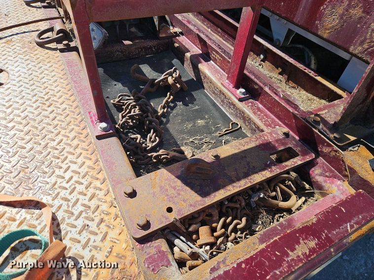 image for item EO7055 2017 Freightliner Business Class M2 rollback truck