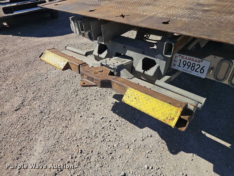 image for item EO7055 2017 Freightliner Business Class M2 rollback truck