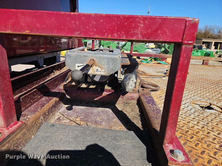 image for item EO7055 2017 Freightliner Business Class M2 rollback truck