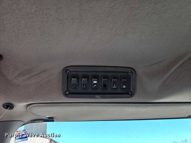 image for item EO7055 2017 Freightliner Business Class M2 rollback truck