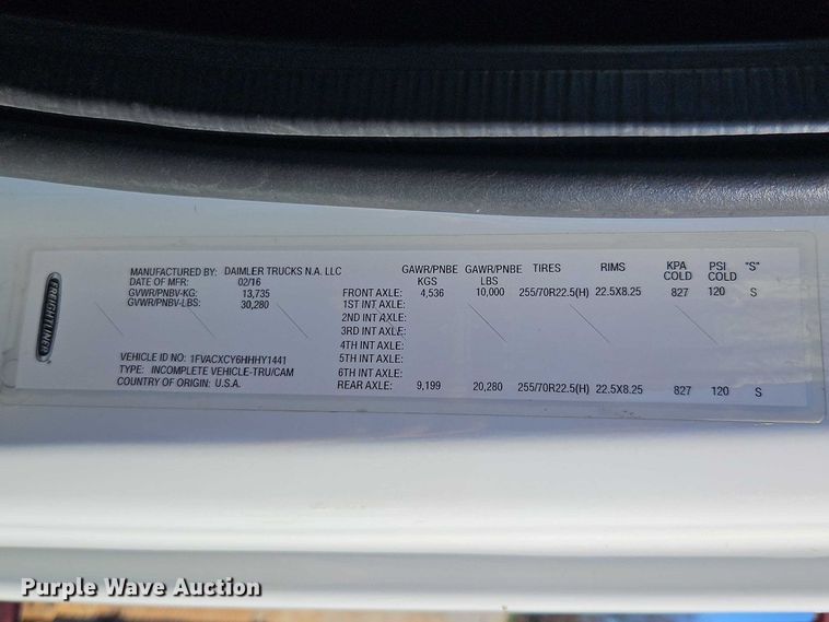 image for item EO7055 2017 Freightliner Business Class M2 rollback truck