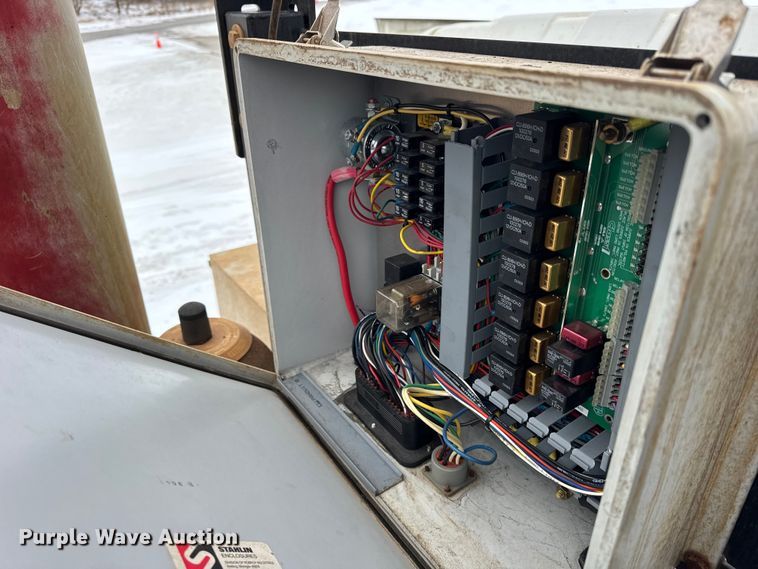 image for item ER0406 2005 International 7400 sewer jetter truck