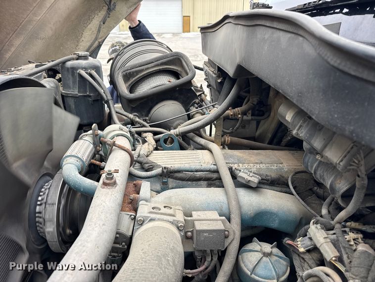 image for item ER0406 2005 International 7400 sewer jetter truck