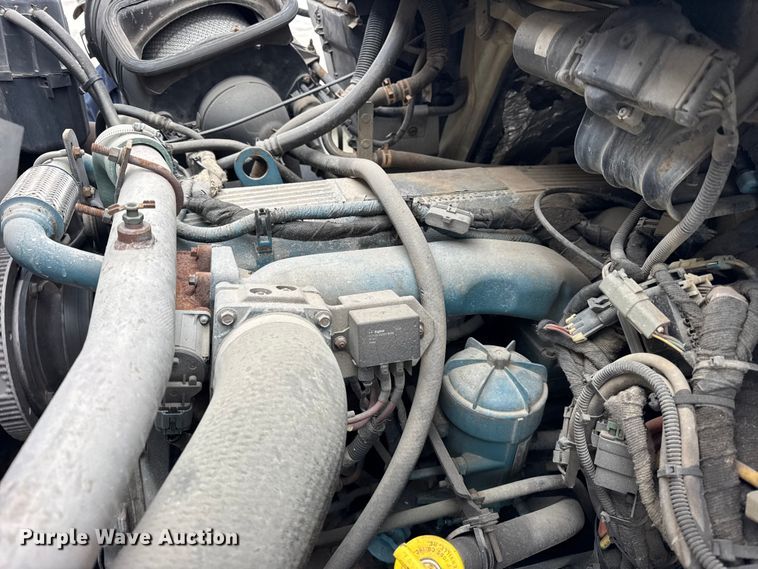 image for item ER0406 2005 International 7400 sewer jetter truck