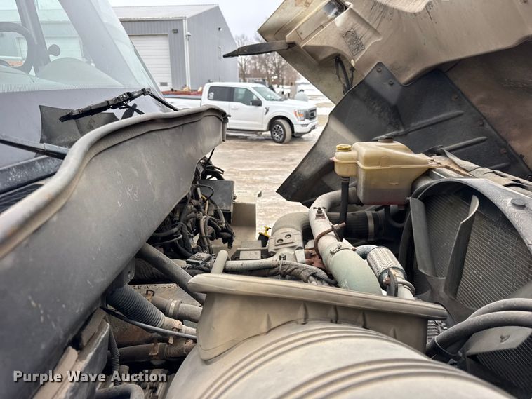 image for item ER0406 2005 International 7400 sewer jetter truck