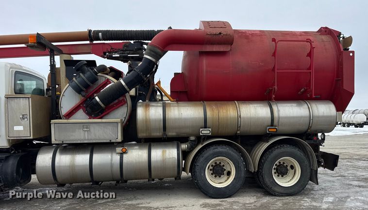 image for item ER0406 2005 International 7400 sewer jetter truck