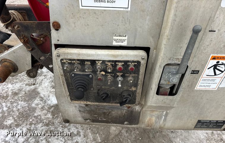 image for item ER0406 2005 International 7400 sewer jetter truck