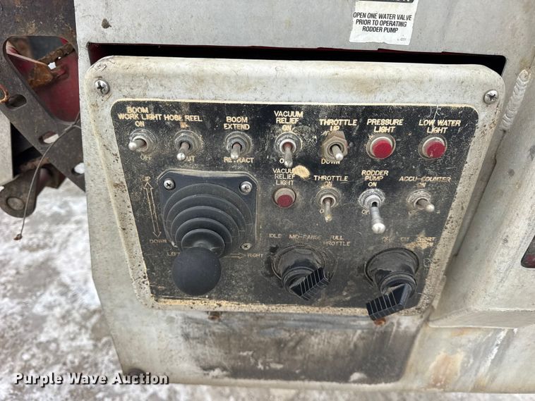 image for item ER0406 2005 International 7400 sewer jetter truck