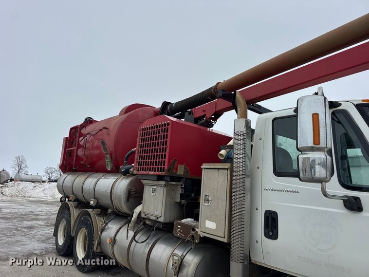 image for item ER0406 2005 International 7400 sewer jetter truck