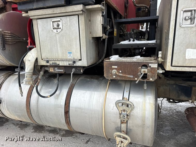 image for item ER0406 2005 International 7400 sewer jetter truck