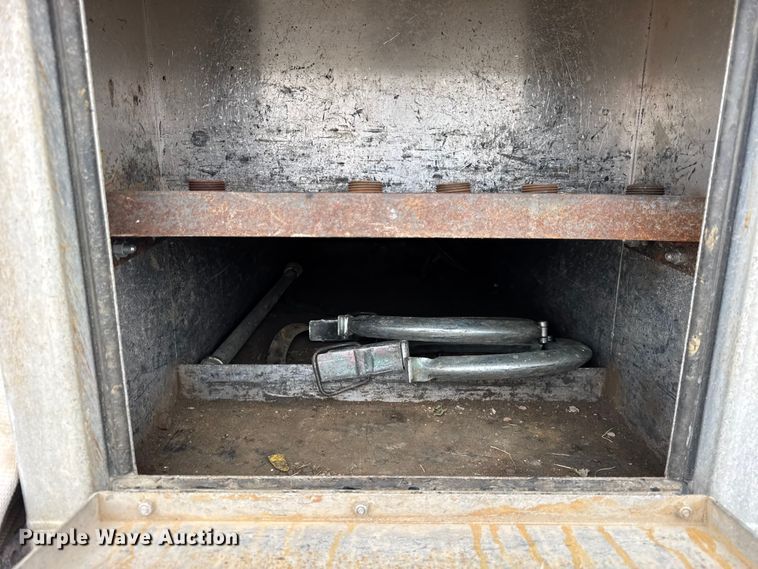 image for item ER0406 2005 International 7400 sewer jetter truck