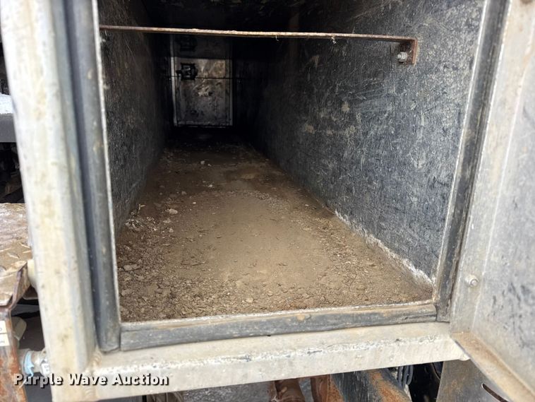 image for item ER0406 2005 International 7400 sewer jetter truck