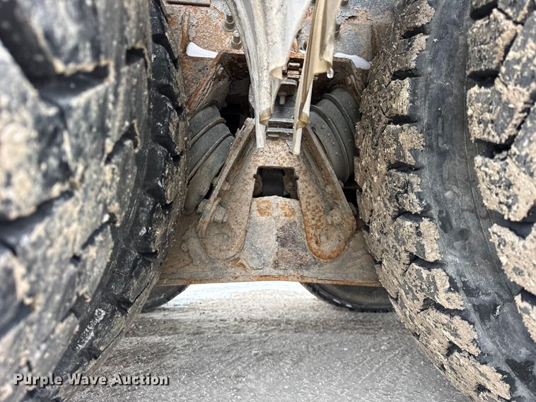 image for item ER0406 2005 International 7400 sewer jetter truck