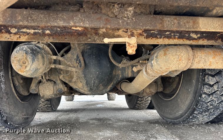 image for item ER0406 2005 International 7400 sewer jetter truck