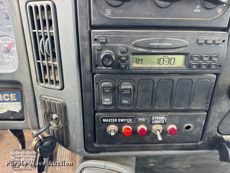 image for item ER0406 2005 International 7400 sewer jetter truck