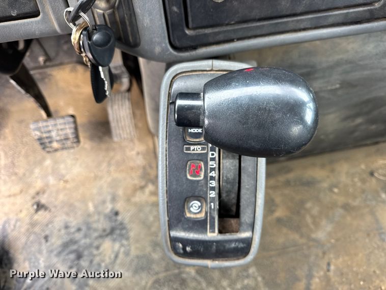 image for item ER0406 2005 International 7400 sewer jetter truck