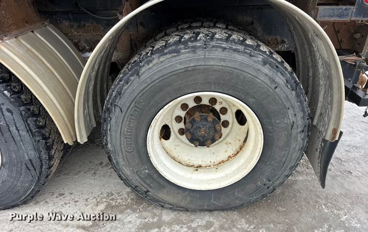 image for item ER0406 2005 International 7400 sewer jetter truck