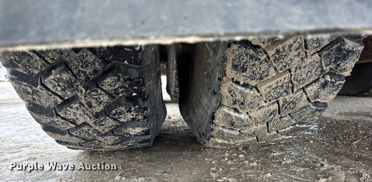 image for item ER0406 2005 International 7400 sewer jetter truck