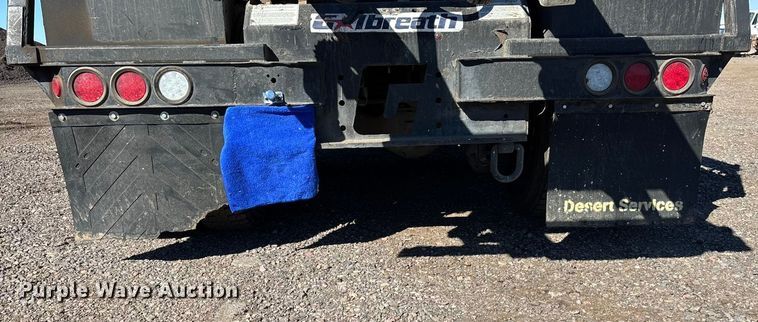 image for item ER7507 2017 Mack GU813 roll-off container truck