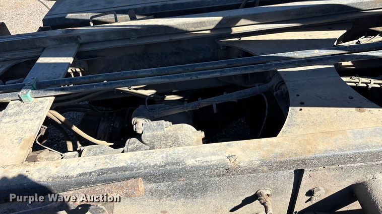 image for item ER7507 2017 Mack GU813 roll-off container truck