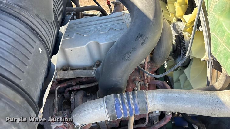 image for item ER7507 2017 Mack GU813 roll-off container truck