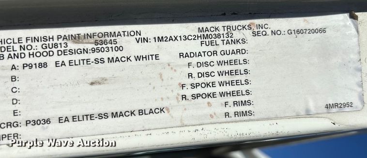 image for item ER7507 2017 Mack GU813 roll-off container truck