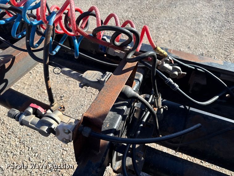 image for item ES5899 1989 Mack RD688SX semi truck