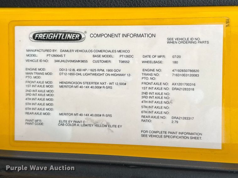 image for item ES5944 2021 Freightliner Cascadia 126 semi truck