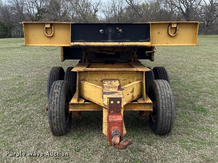 image for item ES5965 1978 Belshe T-10 drop deck trailer