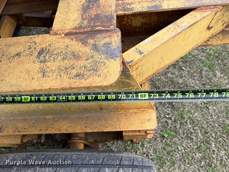 image for item ES5965 1978 Belshe T-10 drop deck trailer