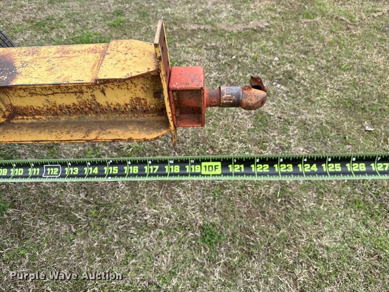 image for item ES5965 1978 Belshe T-10 drop deck trailer