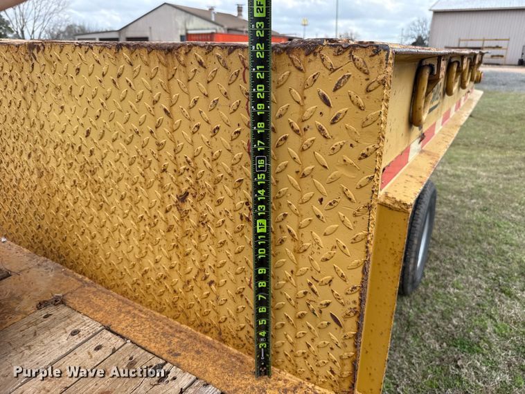 image for item ES5965 1978 Belshe T-10 drop deck trailer