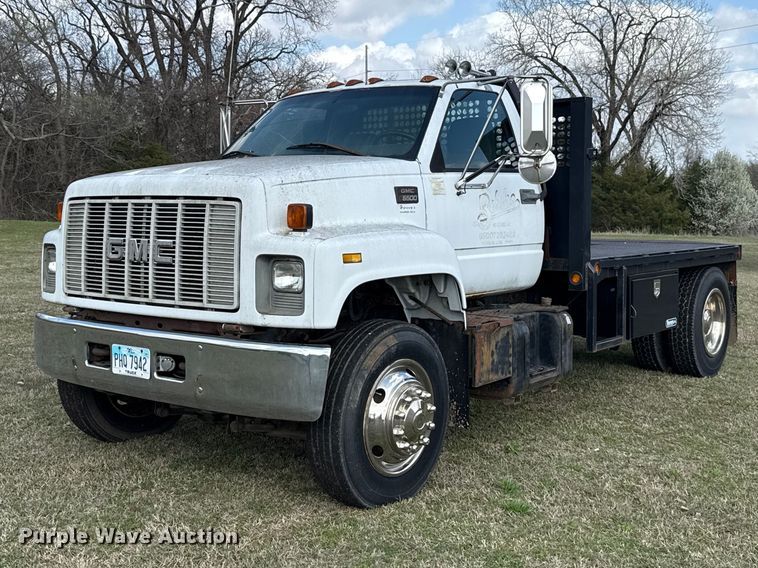 image for item ES5966 2000 GMC C7500 flatbed truck