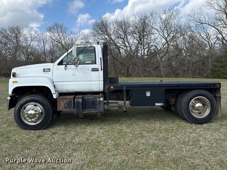 image for item ES5966 2000 GMC C7500 flatbed truck