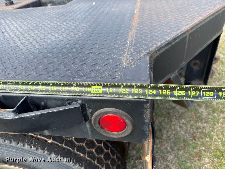 image for item ES5966 2000 GMC C7500 flatbed truck