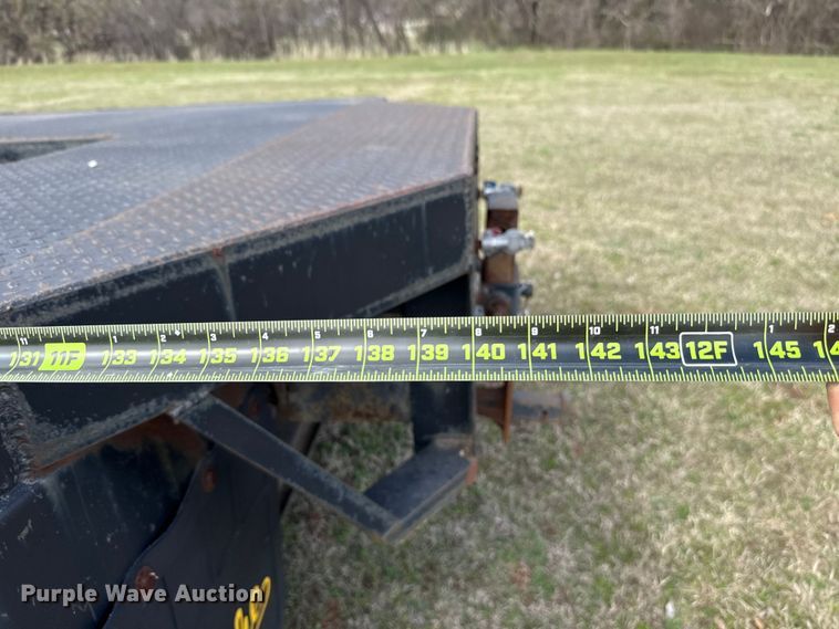 image for item ES5966 2000 GMC C7500 flatbed truck