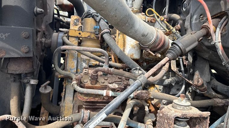 image for item ES5966 2000 GMC C7500 flatbed truck