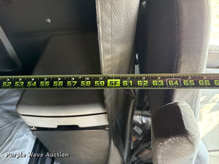 image for item ES5968 2006 Freightliner Columbia semi truck