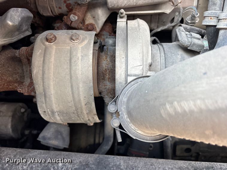 image for item ES8629 2008 Freightliner Columbia semi truck