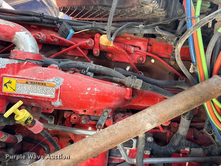 image for item ES8630 2016 Peterbilt 579 semi truck