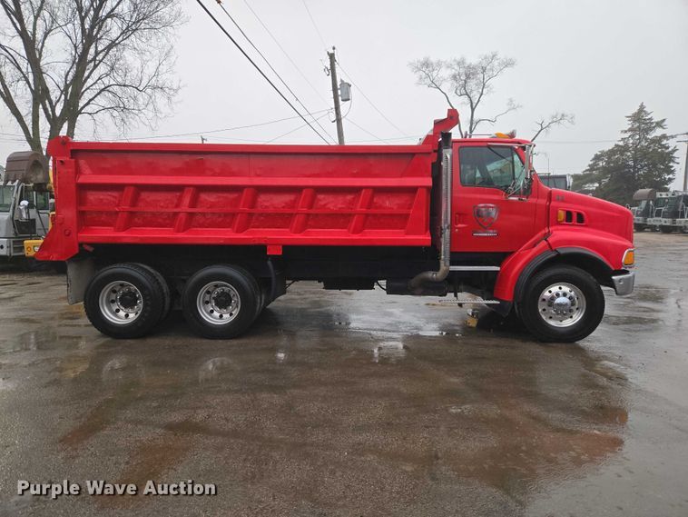 image for item ET1412 2000 Sterling L-Line dump truck