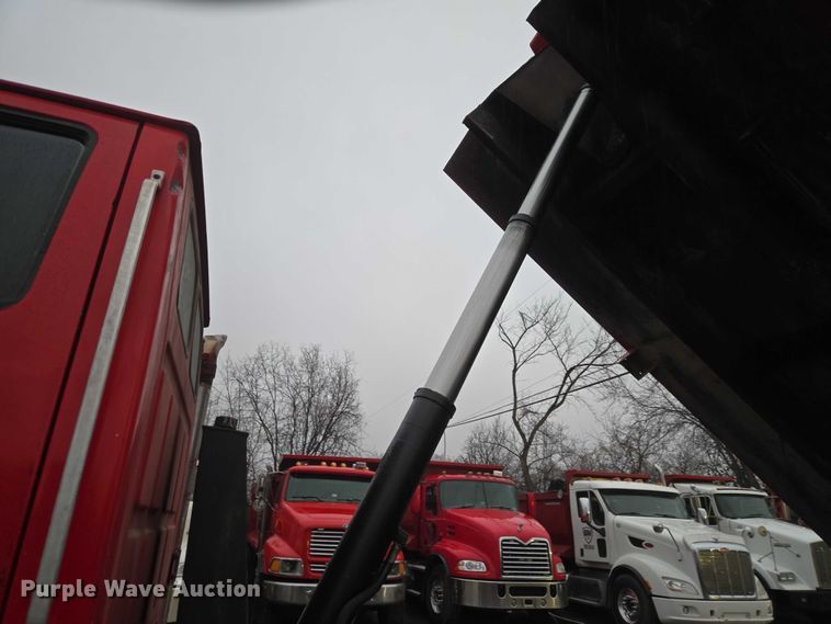 image for item ET1412 2000 Sterling L-Line dump truck