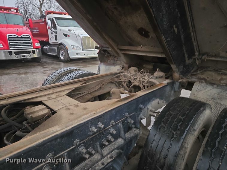 image for item ET1412 2000 Sterling L-Line dump truck